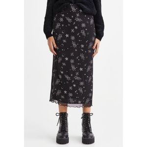 NWT - H&M Mesh Glittery Star Midi Skirt - Black and Silver - Size L